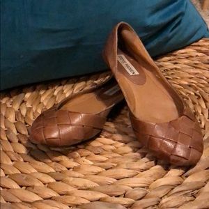 Steve Madden brown woven leather flats